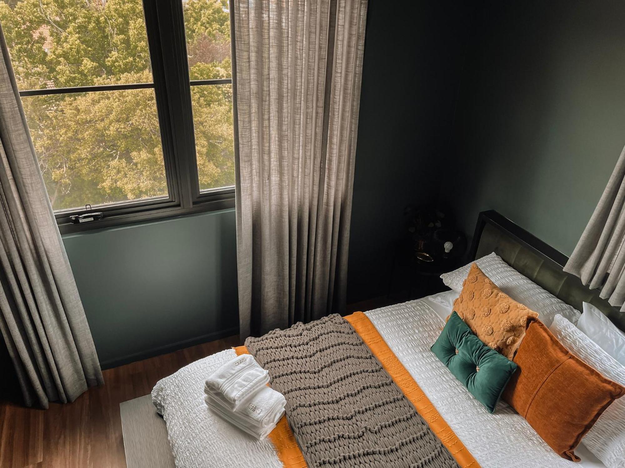 Green Rooms Braddon - Themed Micro Apartments In Canberra'S Trendiest Neighborhood Extérieur photo