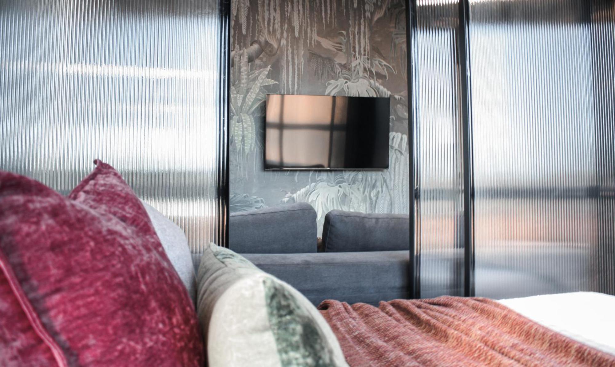 Green Rooms Braddon - Themed Micro Apartments In Canberra'S Trendiest Neighborhood Extérieur photo