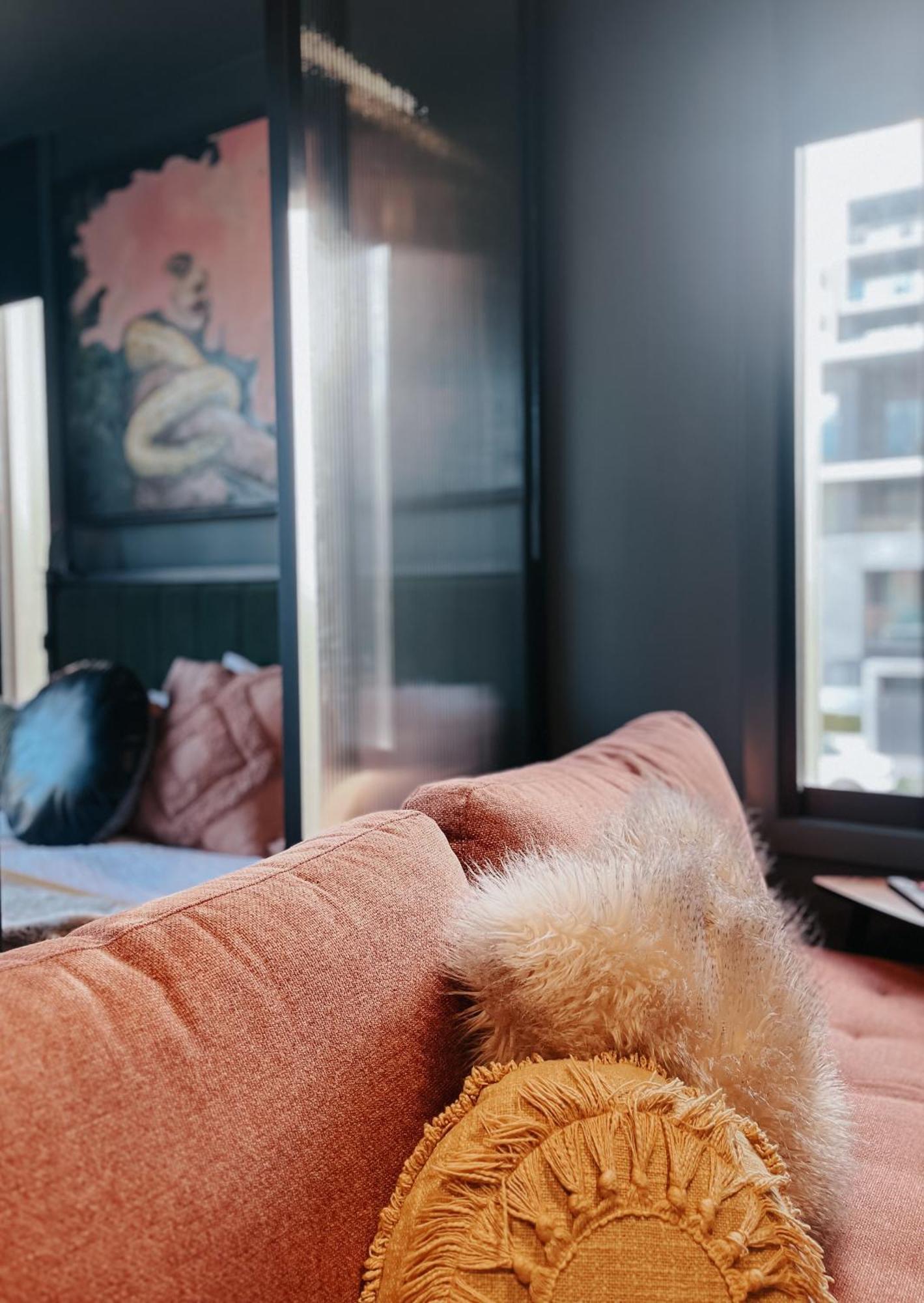 Green Rooms Braddon - Themed Micro Apartments In Canberra'S Trendiest Neighborhood Extérieur photo