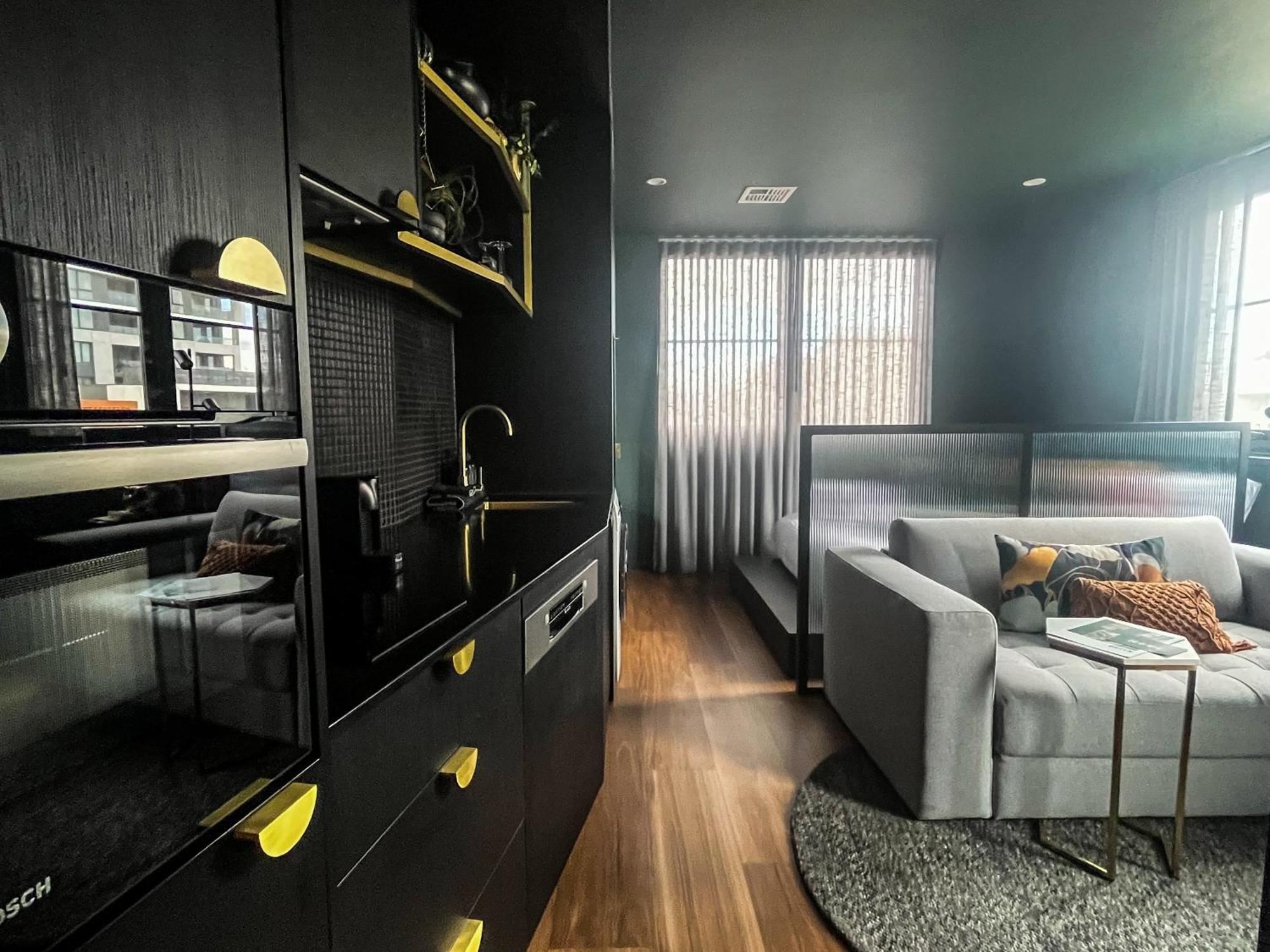 Green Rooms Braddon - Themed Micro Apartments In Canberra'S Trendiest Neighborhood Extérieur photo